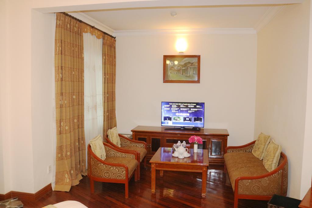 Central Hotel Kuang Ngai Dış mekan fotoğraf