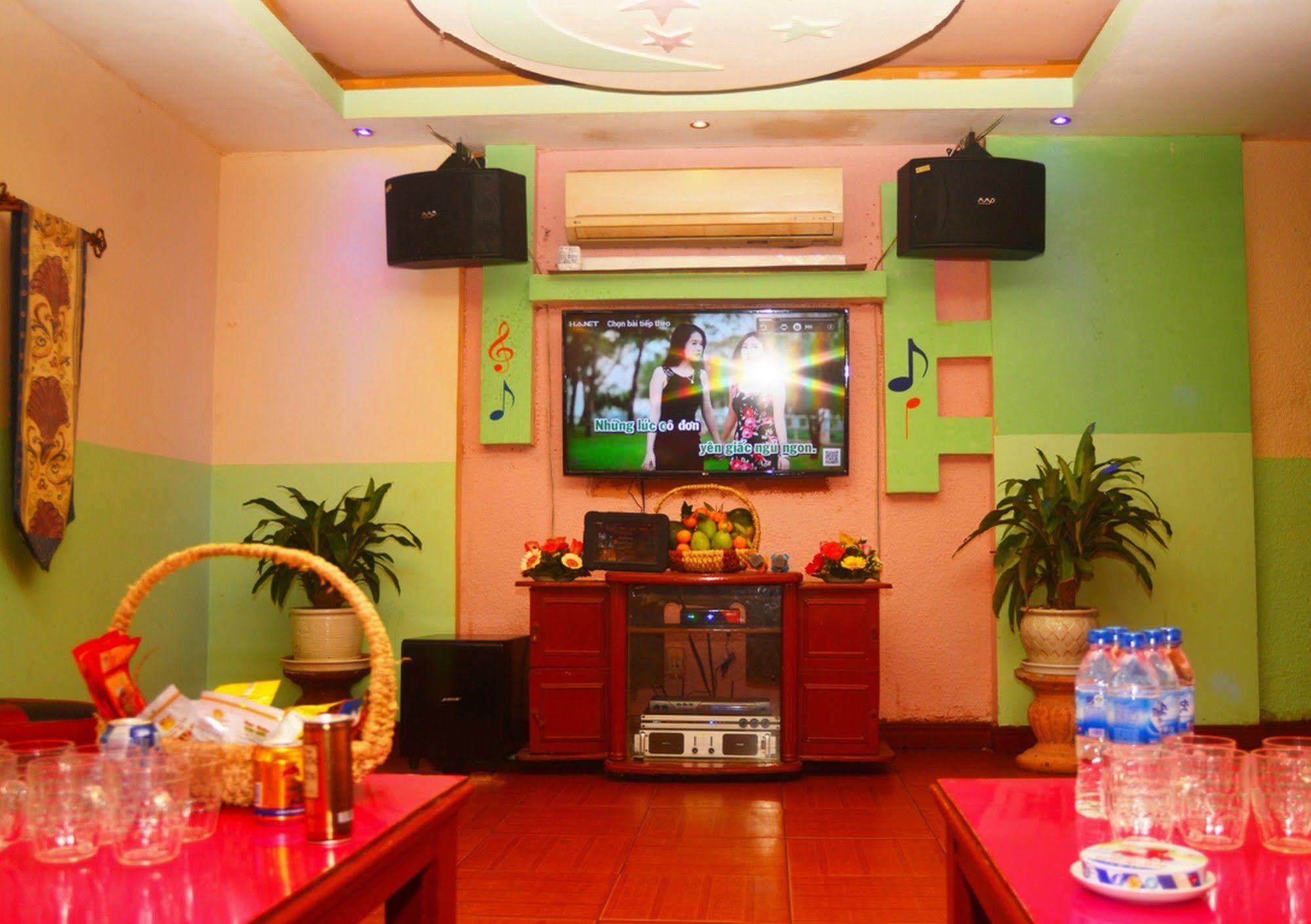 Central Hotel Kuang Ngai Dış mekan fotoğraf