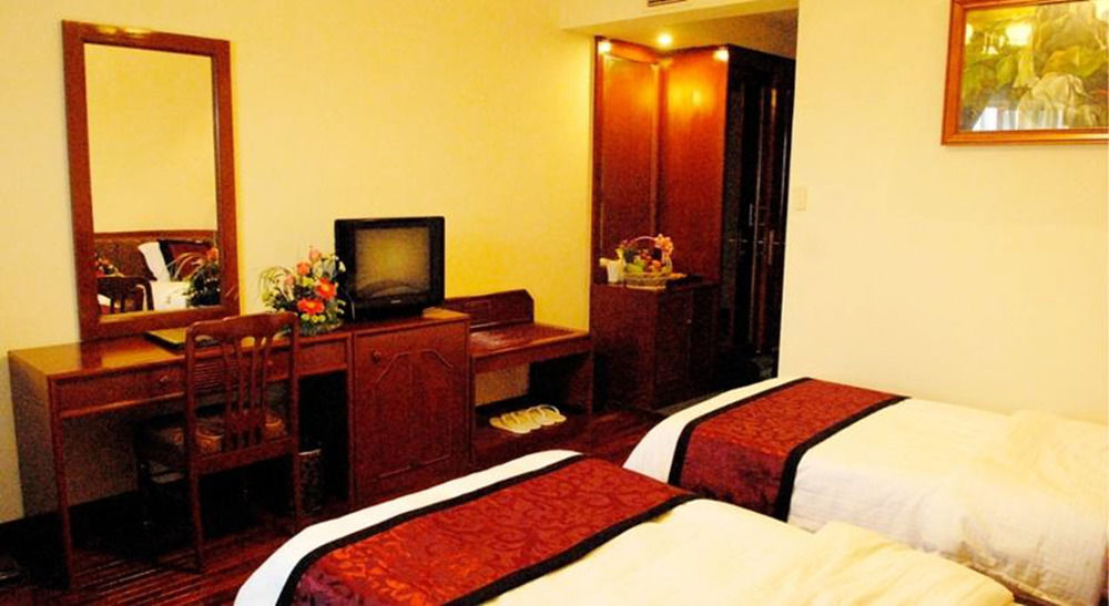Central Hotel Kuang Ngai Dış mekan fotoğraf