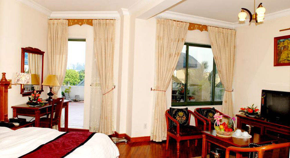 Central Hotel Kuang Ngai Dış mekan fotoğraf